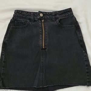 Hollister skirt